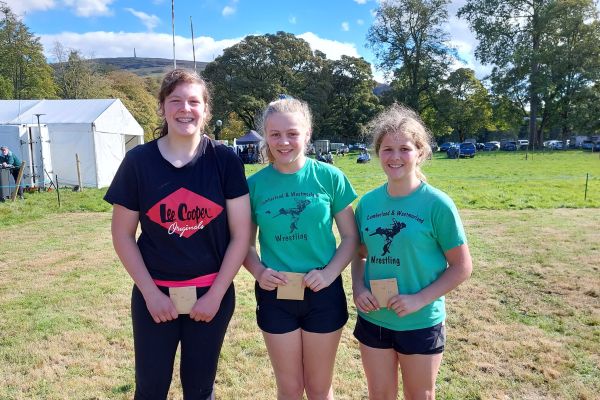 Ladies All Weights Rosie Hodgson, Grace Hodgson, Ellie-Ann Stainton