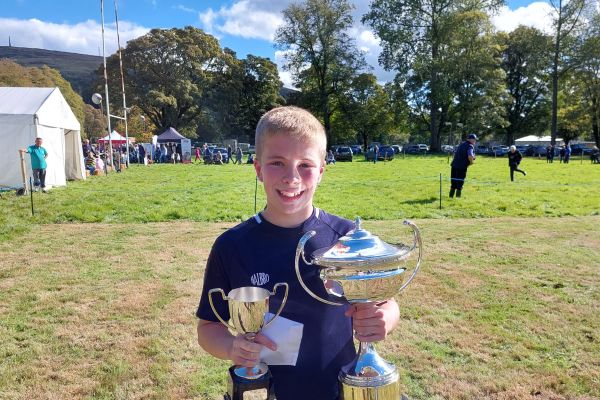 Under 15 years / 8 Stone World Champion Charlie Armstrong